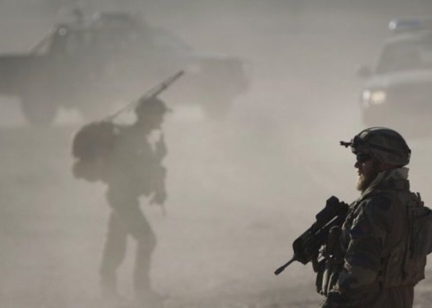 Un soldat français tué dimanche en Afghanistan par un tir d’insurgés